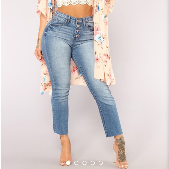 Fashion Nova Jeans - Picture 1 of 3